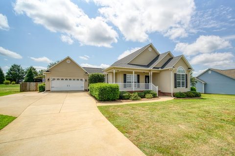 212 Metcalf Court