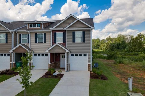 117 Valley Creek Road sold townhome in Townes at Valley Creek, Boiling Springs, SC