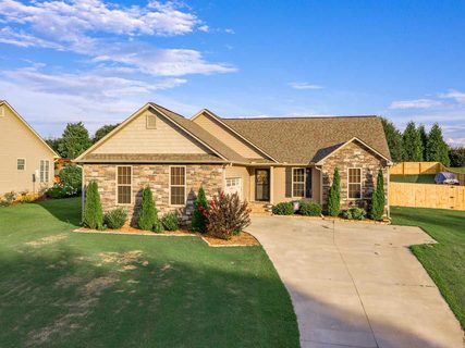 307 Cliffrose Ct
