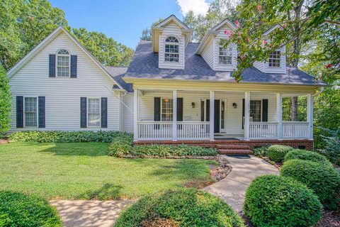 275 Amanda Ct