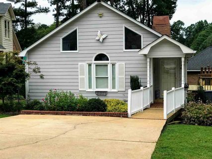 8 Twining Terrace