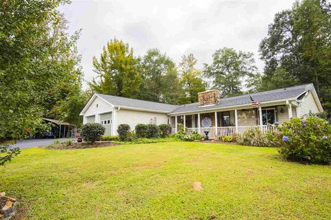 151 Servan Dr sold home in Southern Pines, Spartanburg, SC