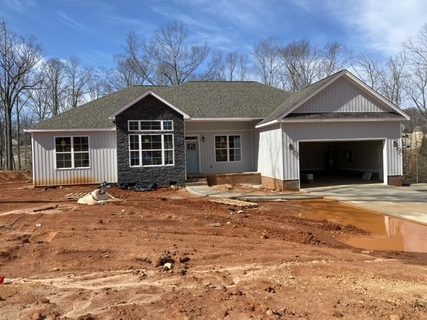 209 Larissa Ct