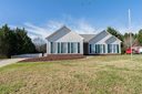 322 W Autumn Ridge Road sold home in Moore, SC