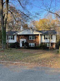 10 Brookland Court