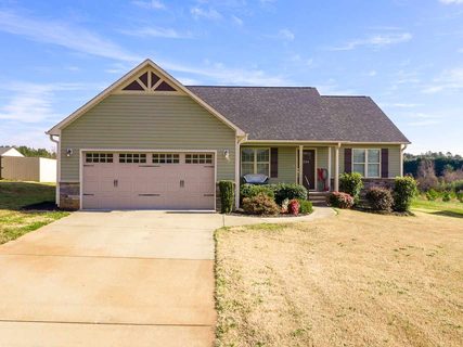 226 Lamp Post Rd sold home in Bishop Meadows, Inman, SC