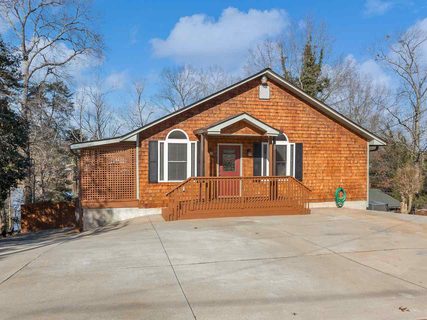410 S Lakeview Dr sold home in Berry Shoals, Duncan, SC