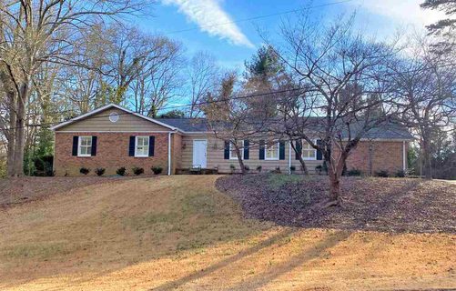 2 Sycamore Ct