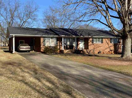 103 Overhill Drive