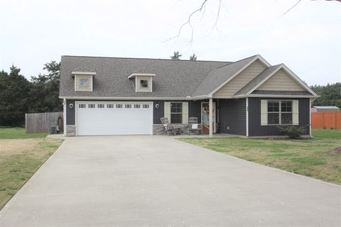 208 Sweetgrass Drive