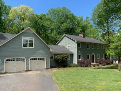 705 Lakewinds Blvd