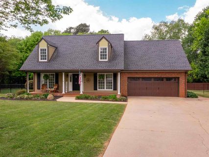 121 Cypress Ln North