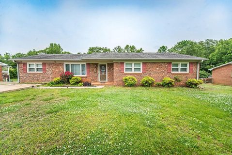 318 Rainbow Cir