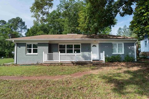 310 Briarwood Road sold home in Cleveland Heights, Spartanburg, SC