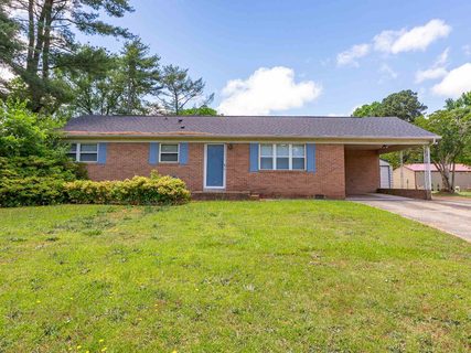 220 Foxhall Road
