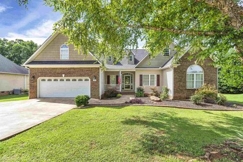 404 Cobblestone Drive