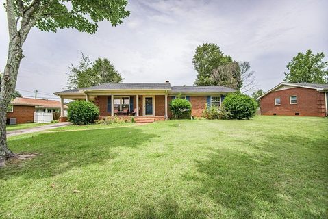 145 Dover sold home in Vanderbilt Hill, Spartanburg, SC
