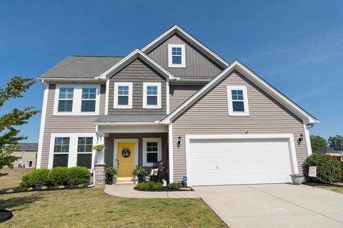 236 Castleton Circle