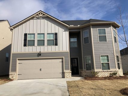 946 Equine Dr