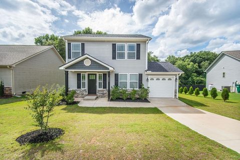 809 N Mossy Rock Rd
