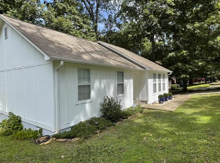 317 Seven Oaks Ln