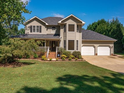 412 Woodsedge Court