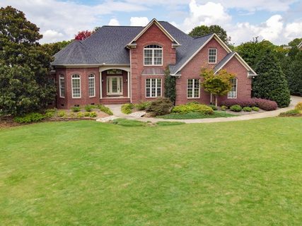 426 Hunting Crest Court