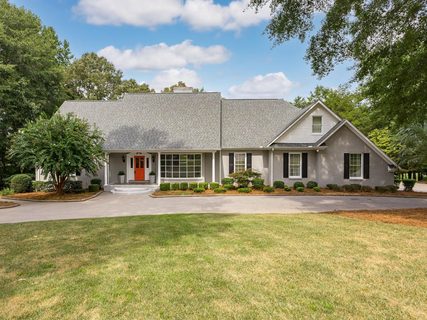 207 Carolina Club Dr.