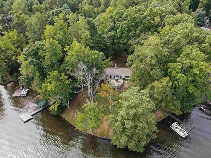 401 Lake Road