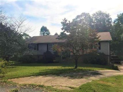 102 Rockwood Dr.