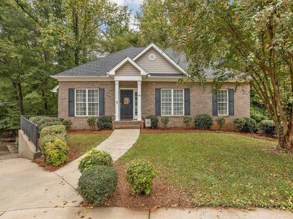 626 Heathrow Court