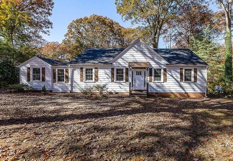 388 Woodside Lane