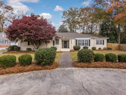 106 Greenbriar Rd