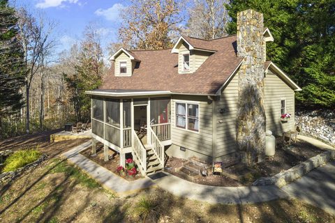 1029 E Lakeshore Drive