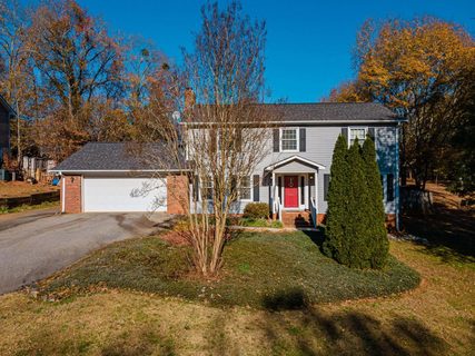 104 Dartmouth Way