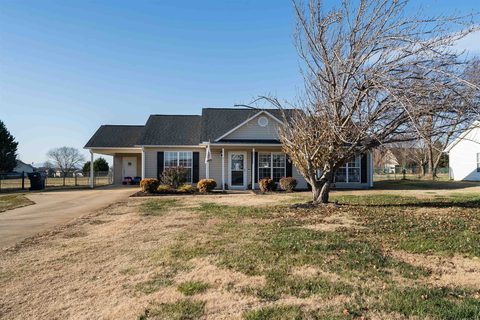 281 Summer Lady Lane