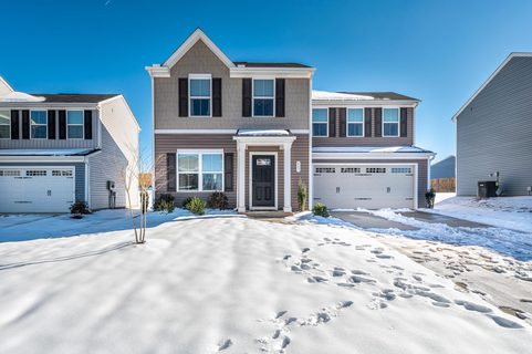 467 Hobson Way