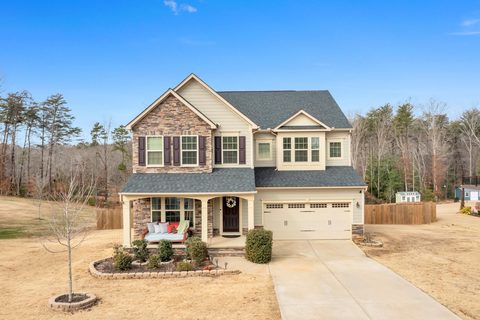 325 Regent Drive