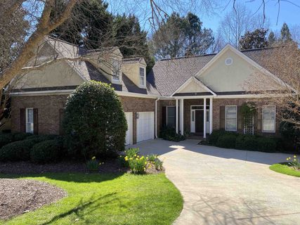 209 Horseshoe Lake