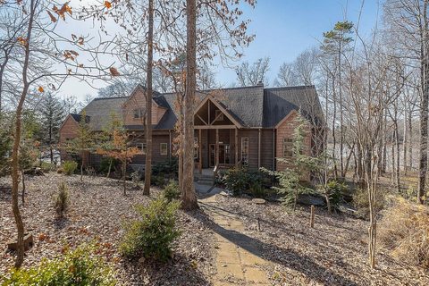 203 Woodlake Drive