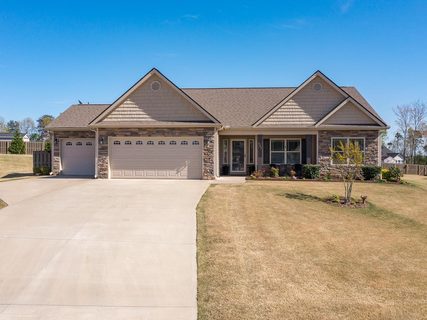 523 Farmers Rest Drive sold home in Copperleaf, Inman, SC