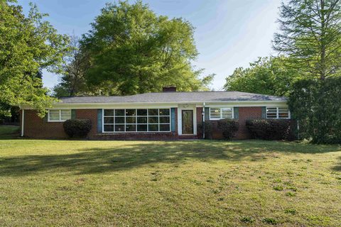 3842 Maid Marion Lane