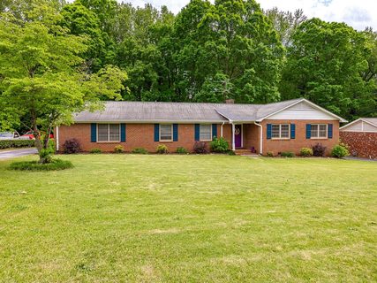 407 Springwood