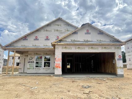 144 Bruinen Drive