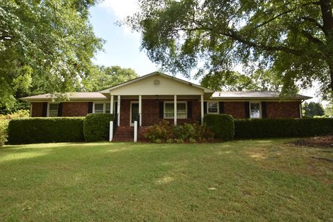 900 Vanessa Drive