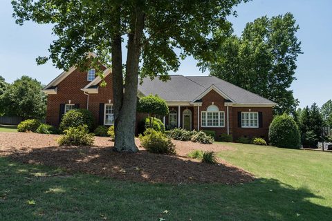 174 Clearcreek Drive