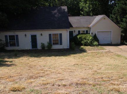 229 River Forest Dr