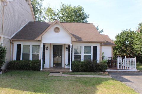 220 Old Towne Road sold townhome in Royal Oak Townhouse, Spartanburg, SC