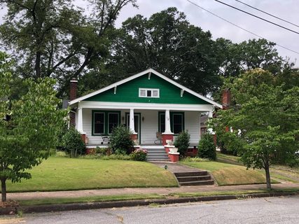 329 W Hampton Ave.