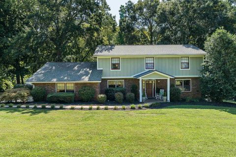 264 Lake Forest Drive